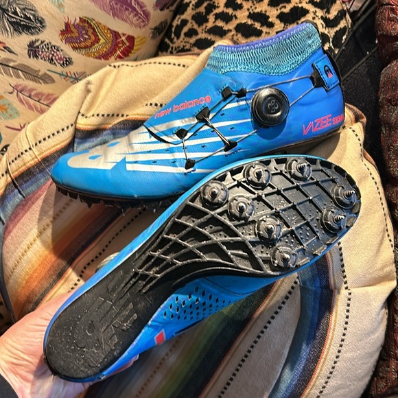 Track Spikes New Balance Vazee Sigma V3 Men’s Size 8-8.5 or Women’s 9.5-10 - Picture 3 of 8